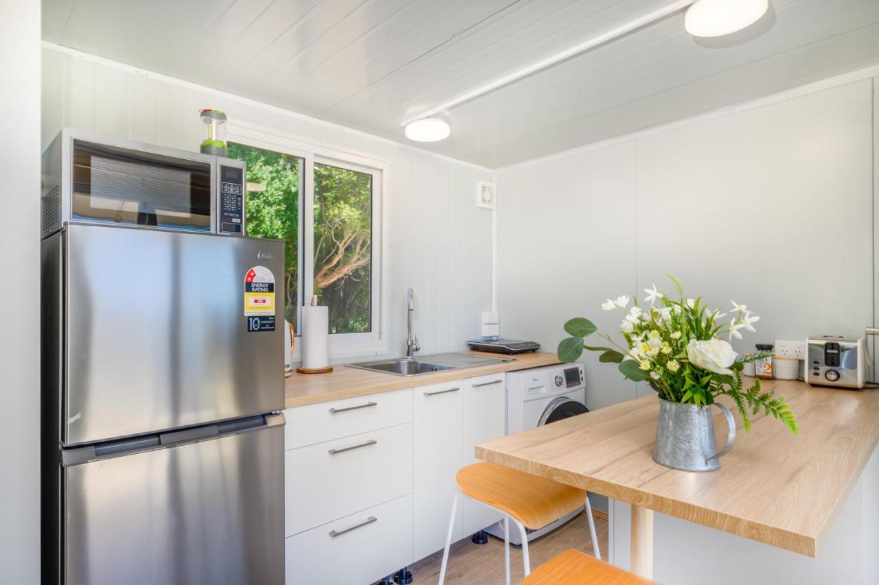 Cosy Cabin To Stay Even Better Than Glamping Pukekohe Extérieur photo